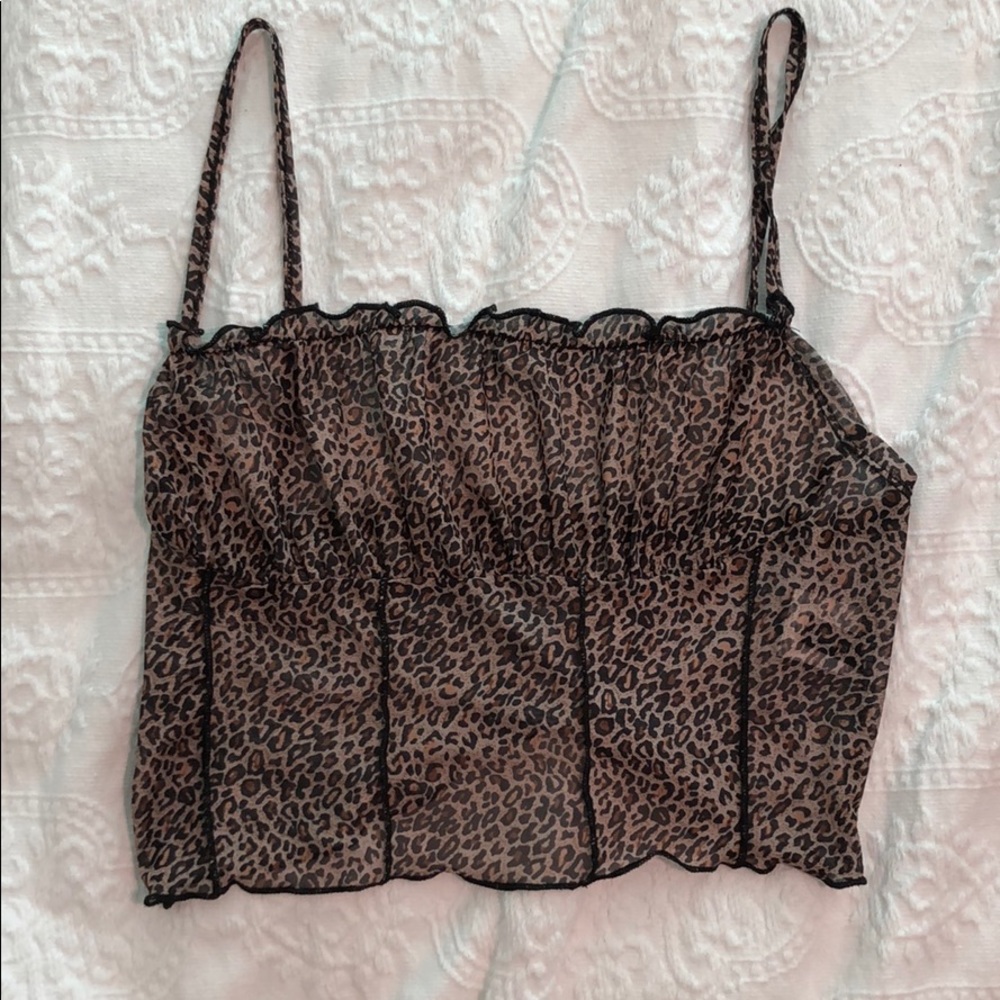 cropped leopard tank